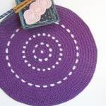 Purple shiny placemat - Doi..