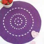 Purple shiny placemat - Doi..