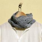 Dusty blue lace cowl - Croc..